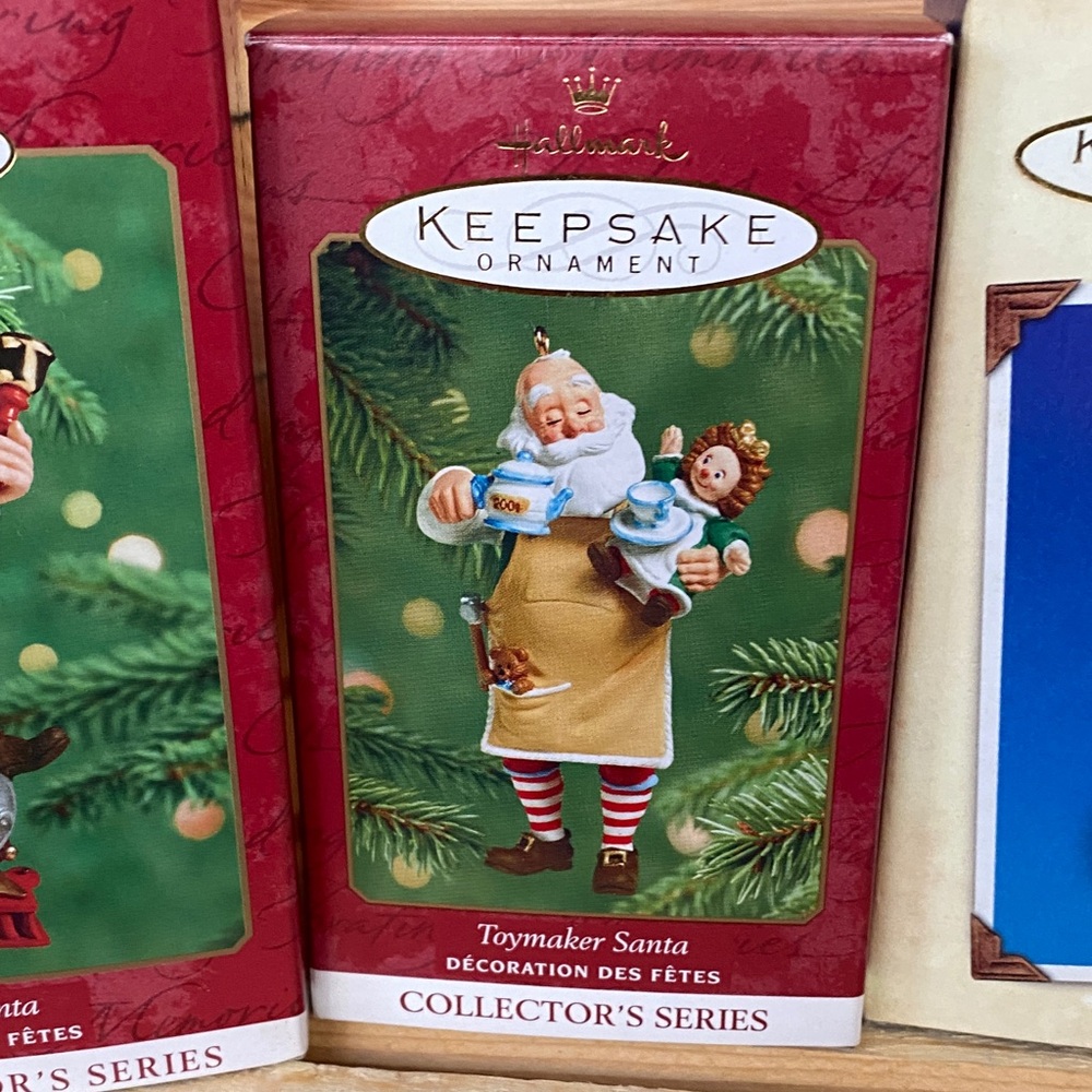 8 Toymaker Santa Ornament Collection - Picture 3 of 10